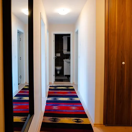 Mountain View Sky Ori 4 Apartmán *