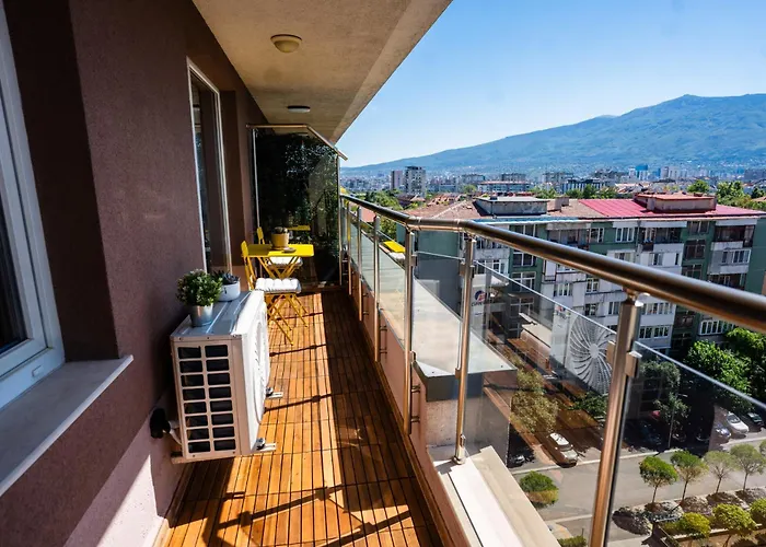 Mountain View Sky Ori 4 *